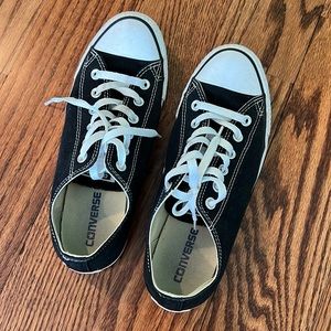 Black converse